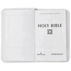 Hallmark My Keepsake Bible -Hallmark Shop 1BOK1338 3