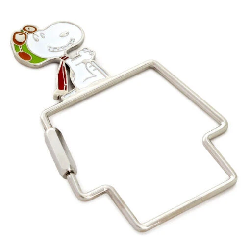 Hallmark PeanutsĀ® Snoopy The Flying Ace Doghouse-Shaped Keychain 6 Hallmark PeanutsĀ® Snoopy The Flying Ace Doghouse-Shaped Keychain -Hallmark Shop 1PAJ3523